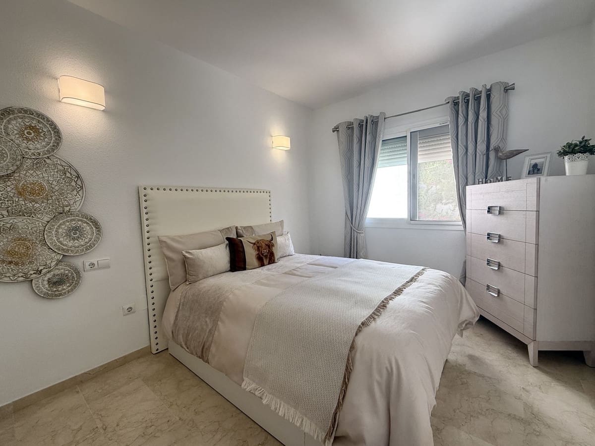 3 bedroom Townhouse for sale in Riviera del Sol with pool garage - € 549,995 (Ref: 10077515)