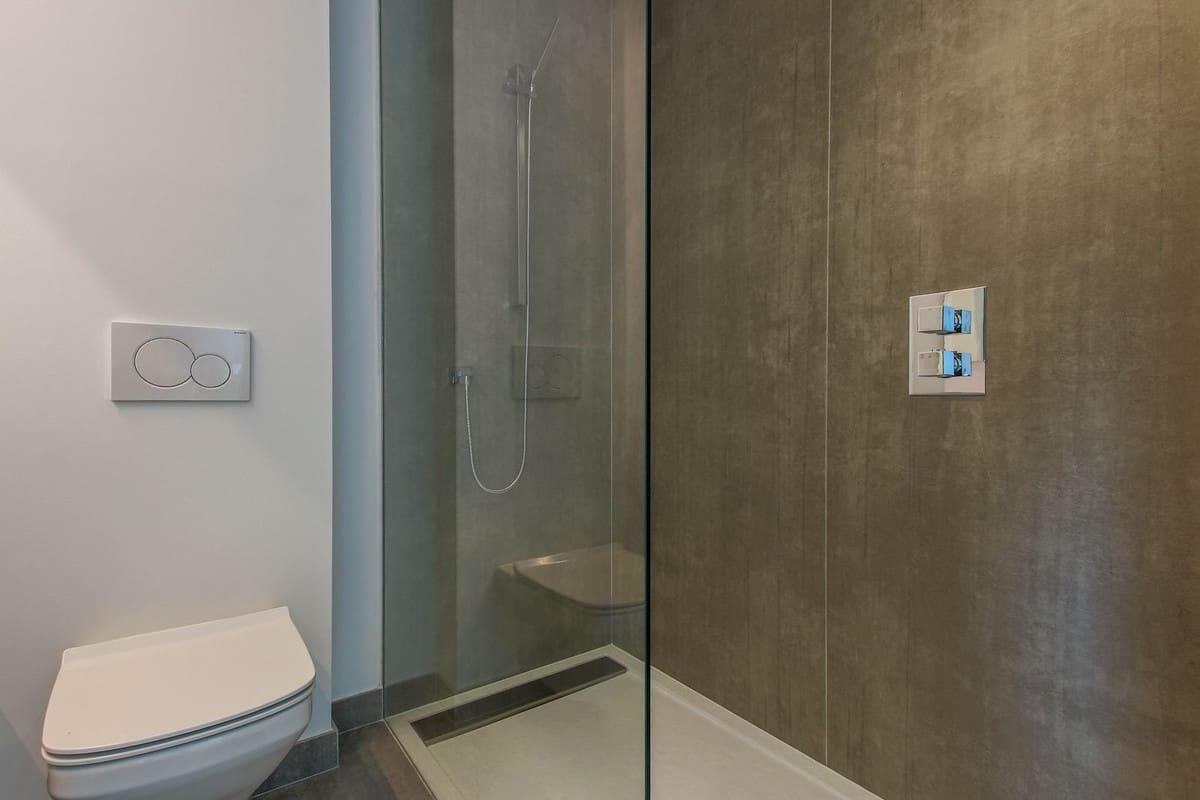 3 sypialnia Apartament na sprzedaż w Estepona z basenem garażem - 2 350 000 € (Ref: 10103556)
