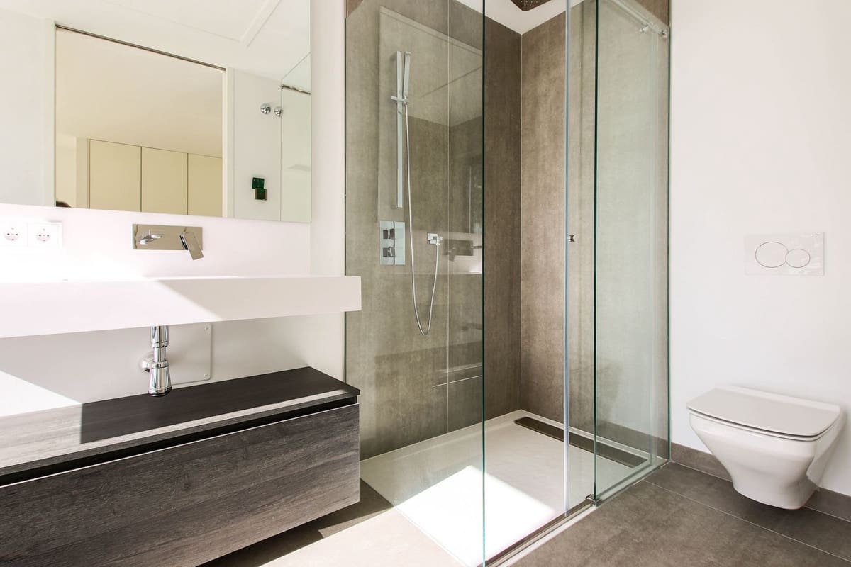 3 sypialnia Apartament na sprzedaż w Estepona z basenem garażem - 2 350 000 € (Ref: 10103556)