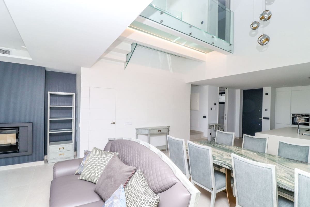 3 sypialnia Apartament na sprzedaż w Estepona z basenem garażem - 2 350 000 € (Ref: 10103556)