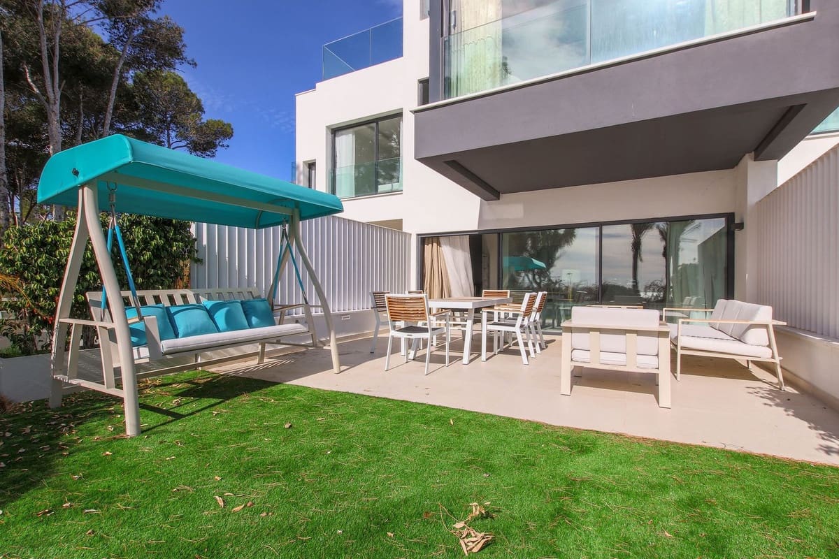 3 sypialnia Apartament na sprzedaż w Estepona z basenem garażem - 2 350 000 € (Ref: 10103556)