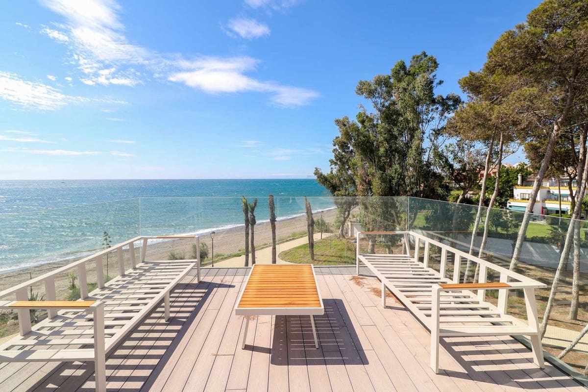 3 sypialnia Apartament na sprzedaż w Estepona z basenem garażem - 2 350 000 € (Ref: 10103556)