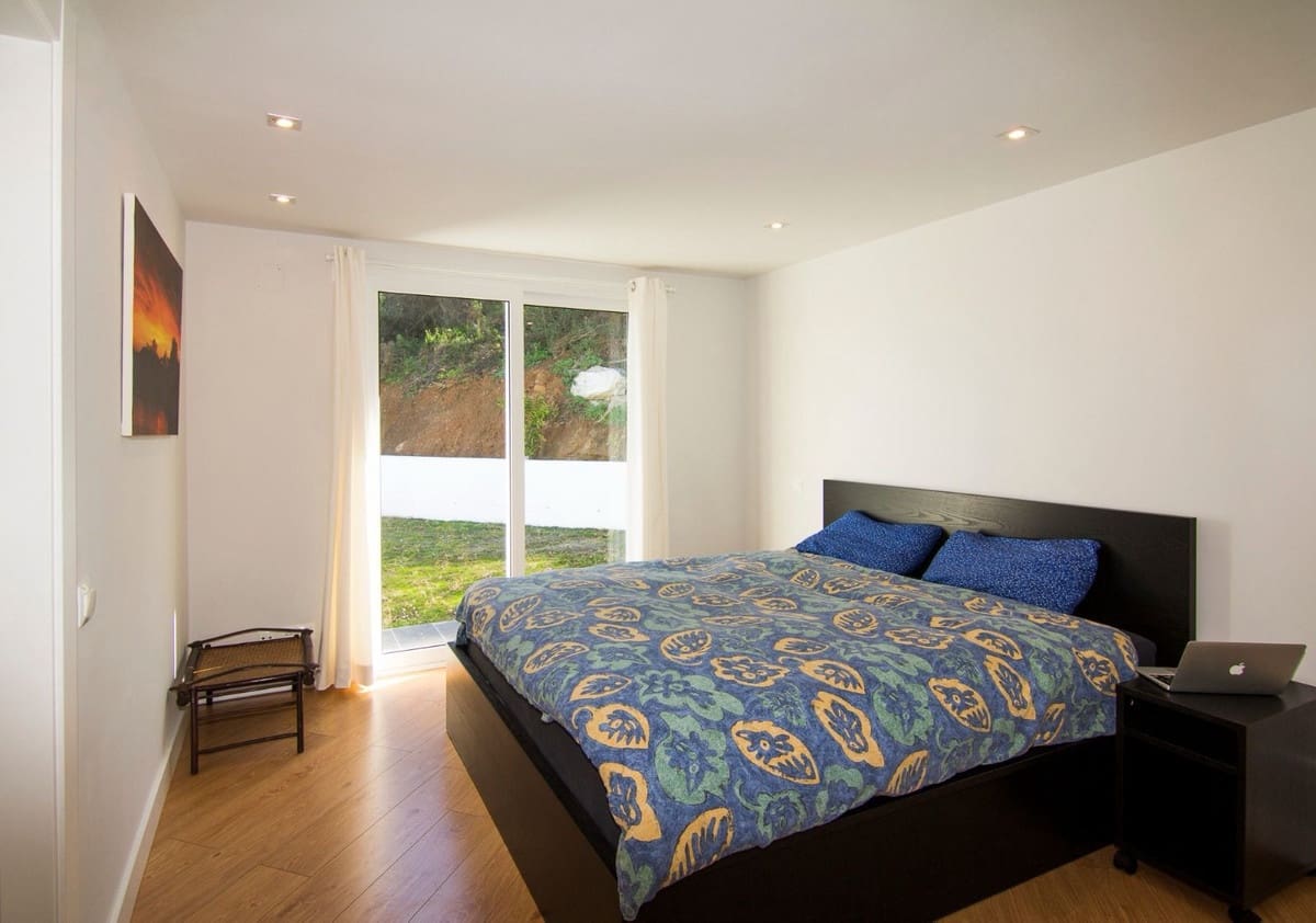 Chalet de 3 habitaciones en La Mairena en venta con piscina garaje - 1.290.000 € (Ref: 10130864)