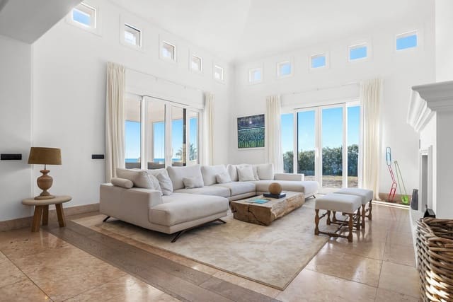 5 slaapkamer Villa te koop in Sotogrande, San Roque met zwembad garage - € 3.390.000 (Ref: 10134894)