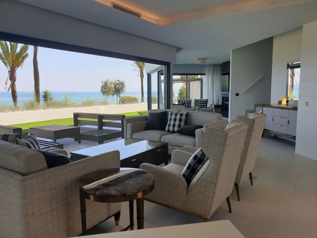 3 chambre Appartement à vendre à Estepona avec piscine garage - 3 450 000 € (Ref: 10144946)