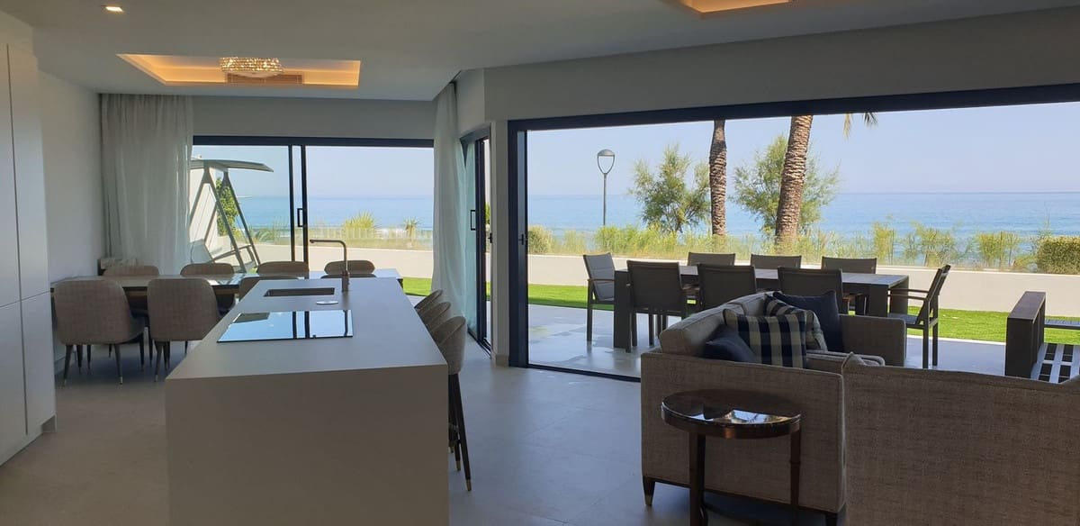 3 chambre Appartement à vendre à Estepona avec piscine garage - 3 450 000 € (Ref: 10144946)