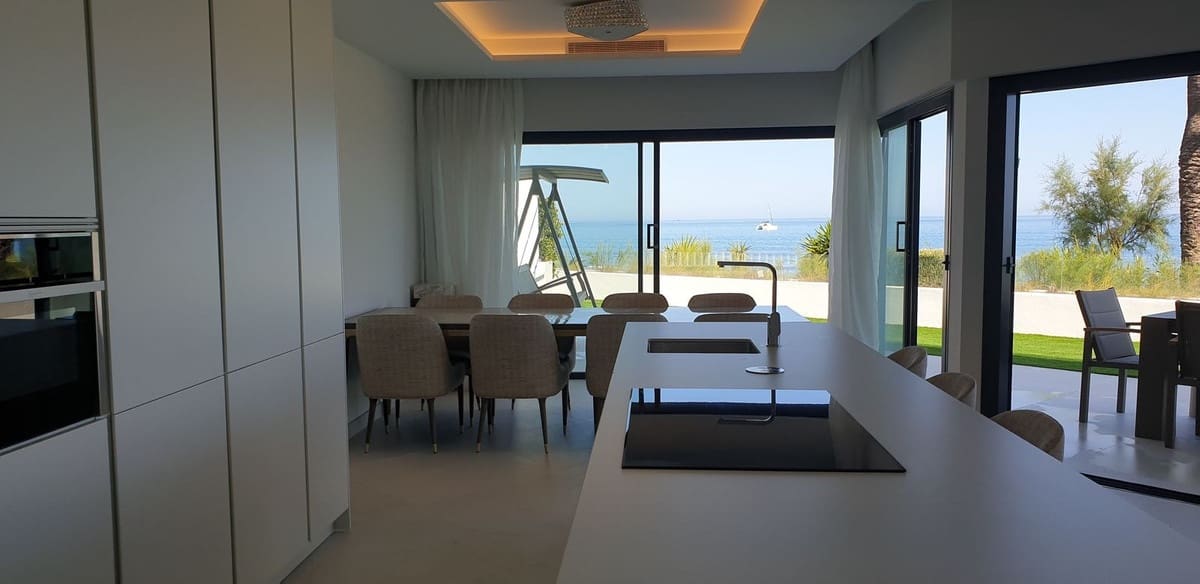 3 chambre Appartement à vendre à Estepona avec piscine garage - 3 450 000 € (Ref: 10144946)