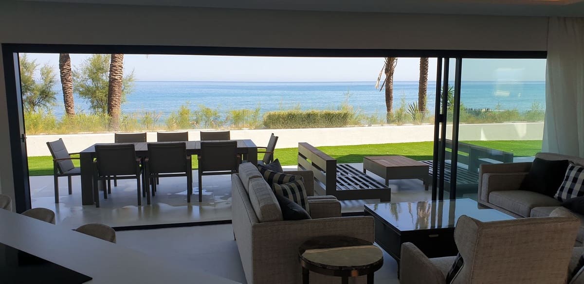 3 chambre Appartement à vendre à Estepona avec piscine garage - 3 450 000 € (Ref: 10144946)