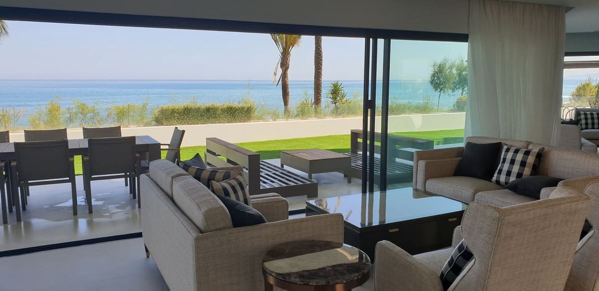 3 chambre Appartement à vendre à Estepona avec piscine garage - 3 450 000 € (Ref: 10144946)