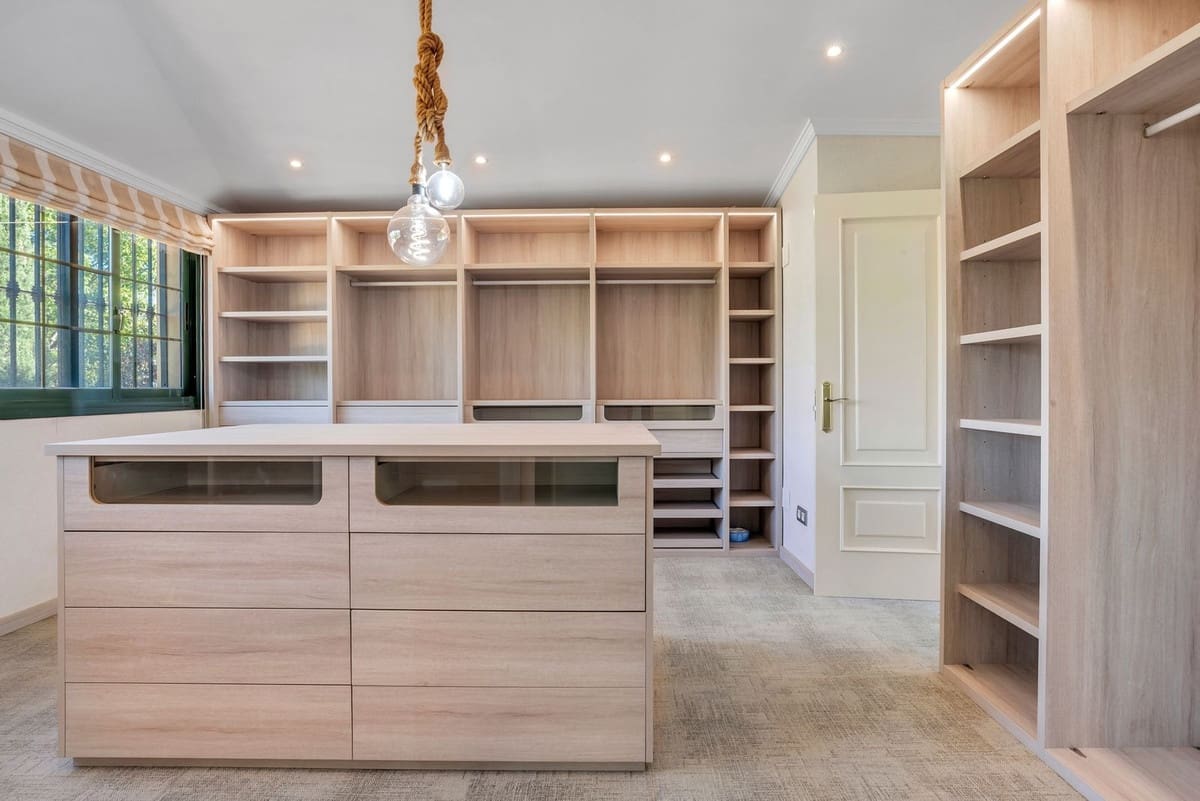 6 soverom Villa til salgs i Guadalmina med svømmebasseng garasje - € 2 990 000 (Ref: 10163257)