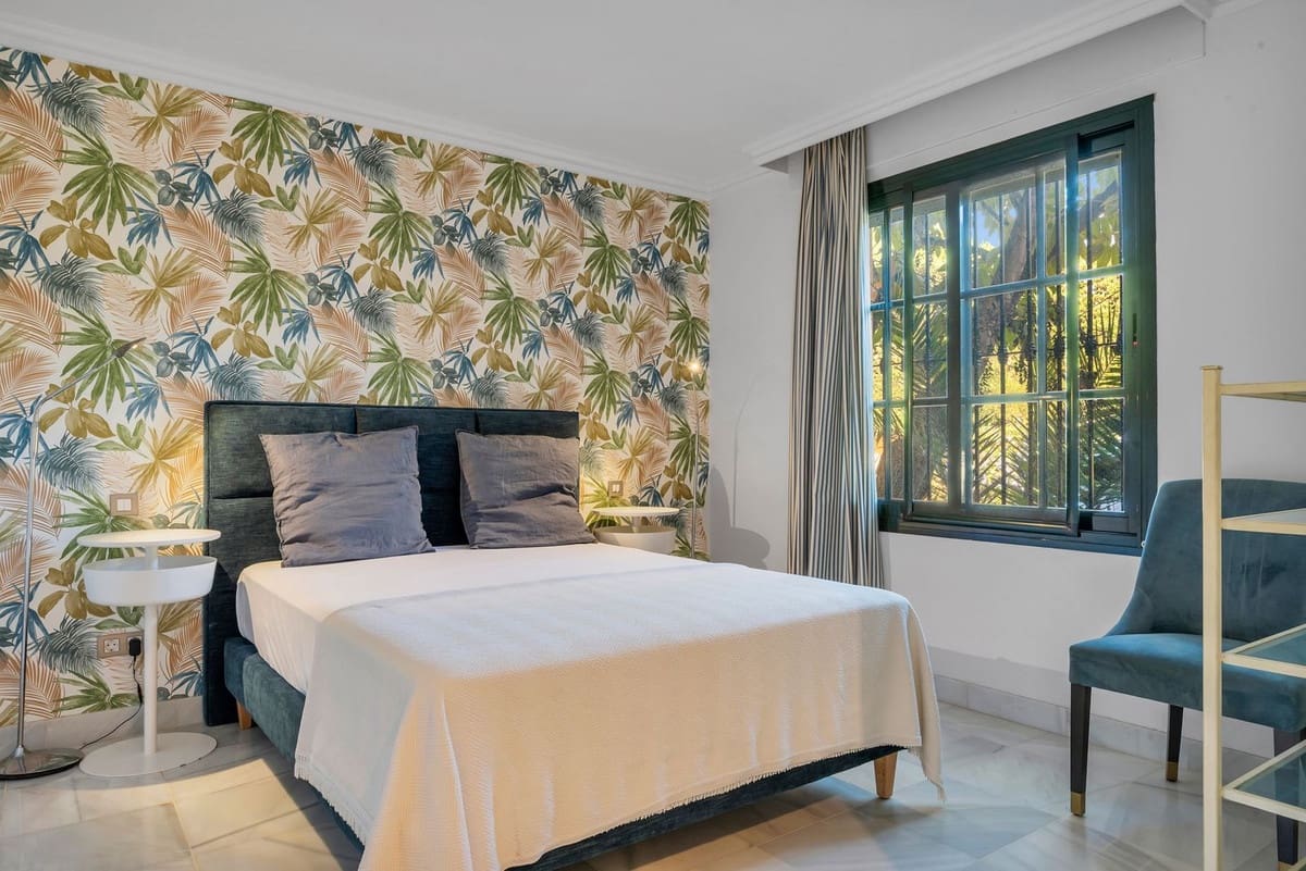 6 soverom Villa til salgs i Guadalmina med svømmebasseng garasje - € 2 990 000 (Ref: 10163257)