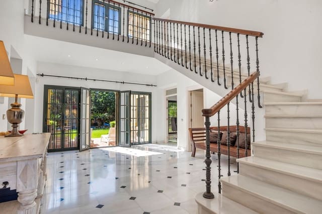6 soverom Villa til salgs i Guadalmina Baja, Marbella med svømmebasseng garasje - € 2 990 000 (Ref: 10163257)