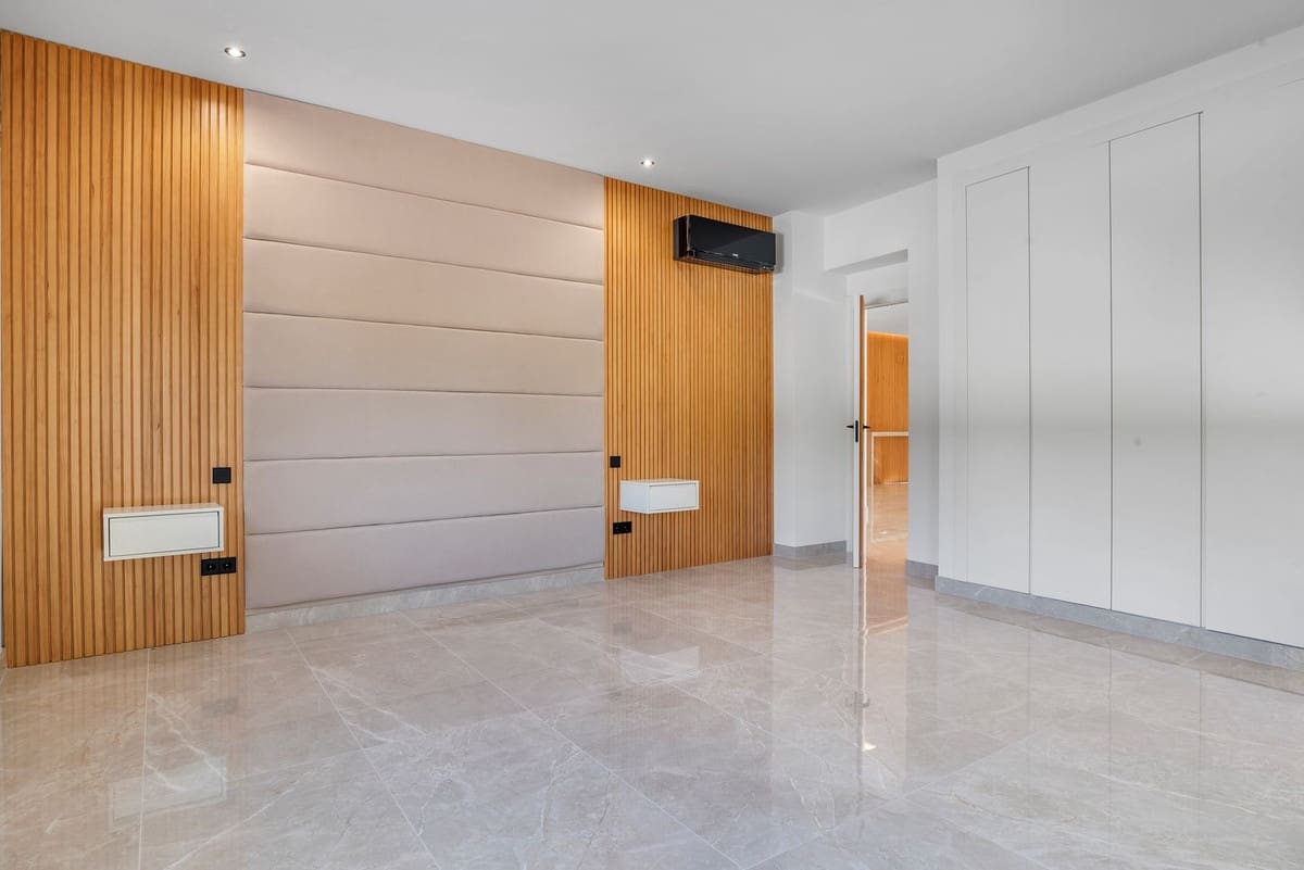 5 bedroom Villa for sale in Benahavis with pool garage - € 3,500,000 (Ref: 10167128)