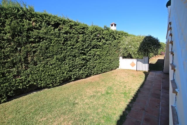 3 soveværelse Restaurant/Bar til salg i Estepona med swimmingpool garage - € 960.000 (Ref: 5320643)