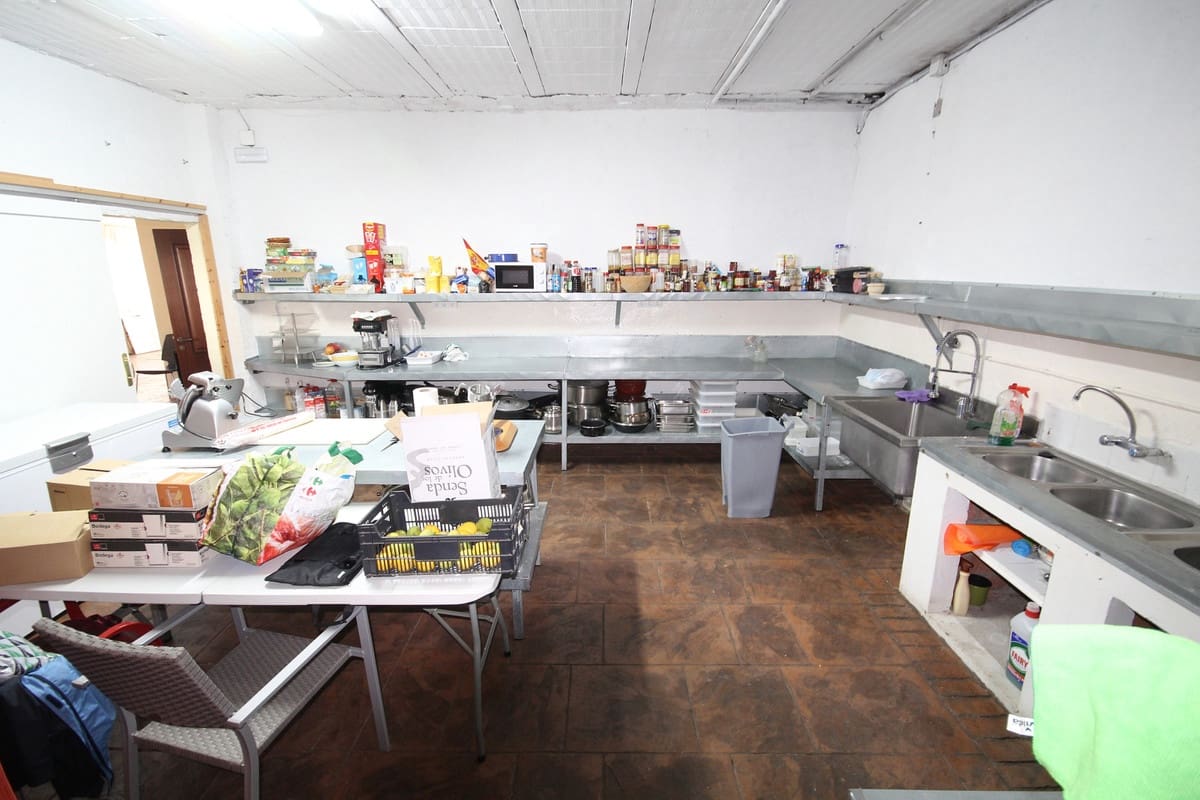 3 sypialnia Restauracja lub bar na sprzedaż w Estepona z basenem garażem - 960 000 € (Ref: 5320643)