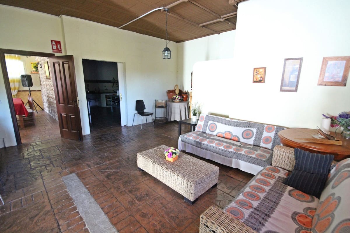 3 sypialnia Restauracja lub bar na sprzedaż w Estepona z basenem garażem - 960 000 € (Ref: 5320643)