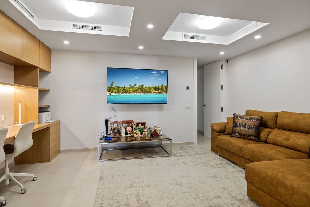 7 quarto Apartamento para venda em Nueva Andalucia com piscina garagem - 4 300 000 € (Ref: 8067844)