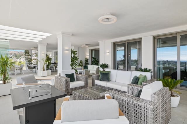 7 sypialnia Apartament na sprzedaż w Nueva Andalucia, Marbella z basenem garażem - 4 300 000 € (Ref: 8067844)