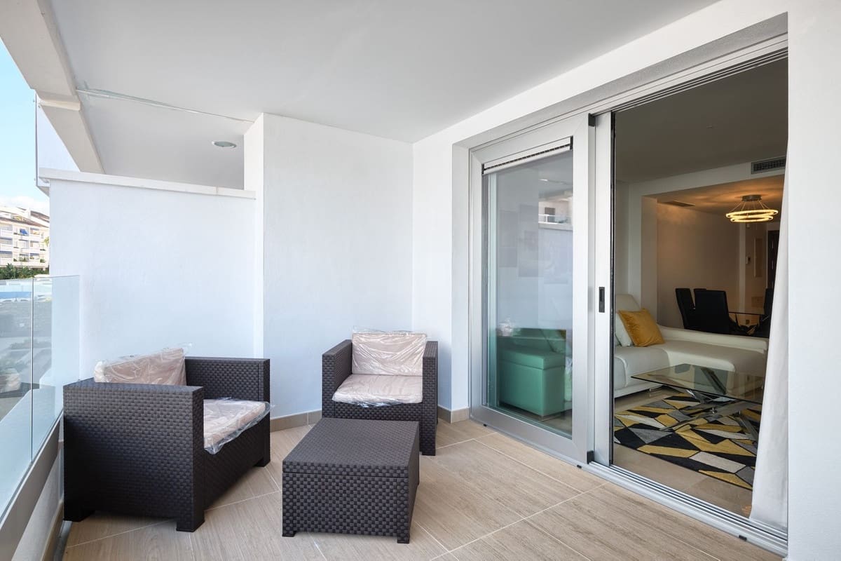 3 soveværelse Lejlighed til leje i San Pedro de Alcantara med swimmingpool garage - € 2.200 (Ref: 8176918)