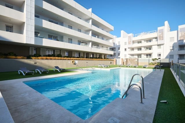 3 soveværelse Lejlighed til leje i San Pedro de Alcantara, Marbella med swimmingpool garage - € 2.200 (Ref: 8176918)