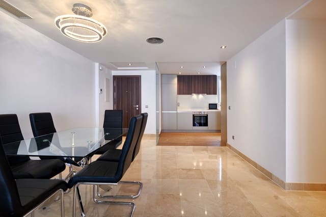 3 soveværelse Lejlighed til leje i San Pedro de Alcantara, Marbella med swimmingpool garage - € 2.200 (Ref: 8176918)