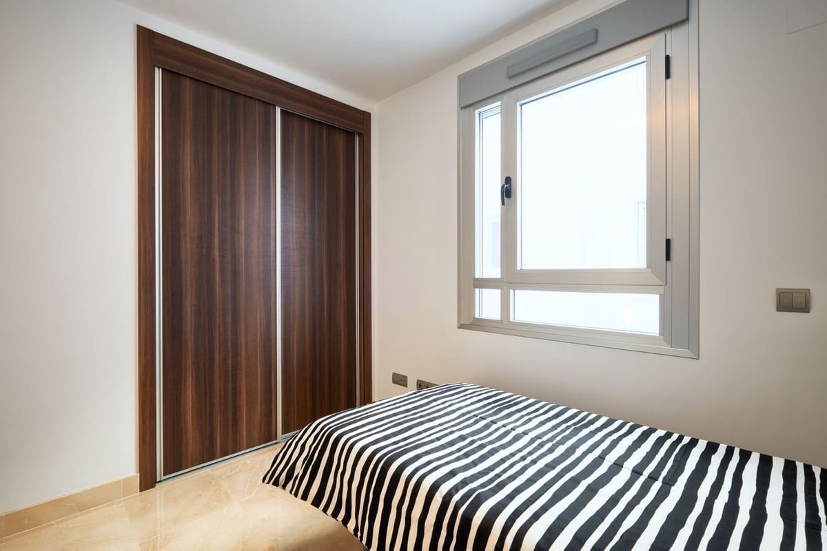 3 soveværelse Lejlighed til leje i San Pedro de Alcantara med swimmingpool garage - € 2.200 (Ref: 8176918)