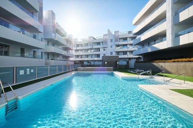 3 soveværelse Lejlighed til leje i San Pedro de Alcantara, Marbella med swimmingpool garage - € 2.200 (Ref: 8176918)