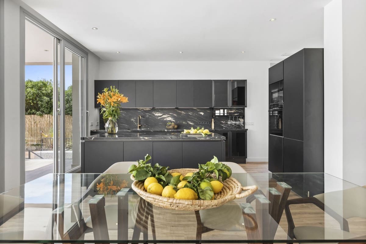 5 sypialnia Willa na sprzedaż w San Pedro de Alcantara z basenem garażem - 2 950 000 € (Ref: 8408821)