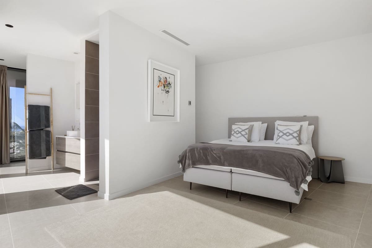 5 soverom Villa til salgs i Benahavis med svømmebasseng garasje - € 4 250 000 (Ref: 8921940)