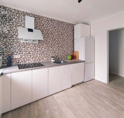 4 quarto Casa em Banda para venda em San Pedro de Alcantara, Marbella - 430 000 € (Ref: 8945496)