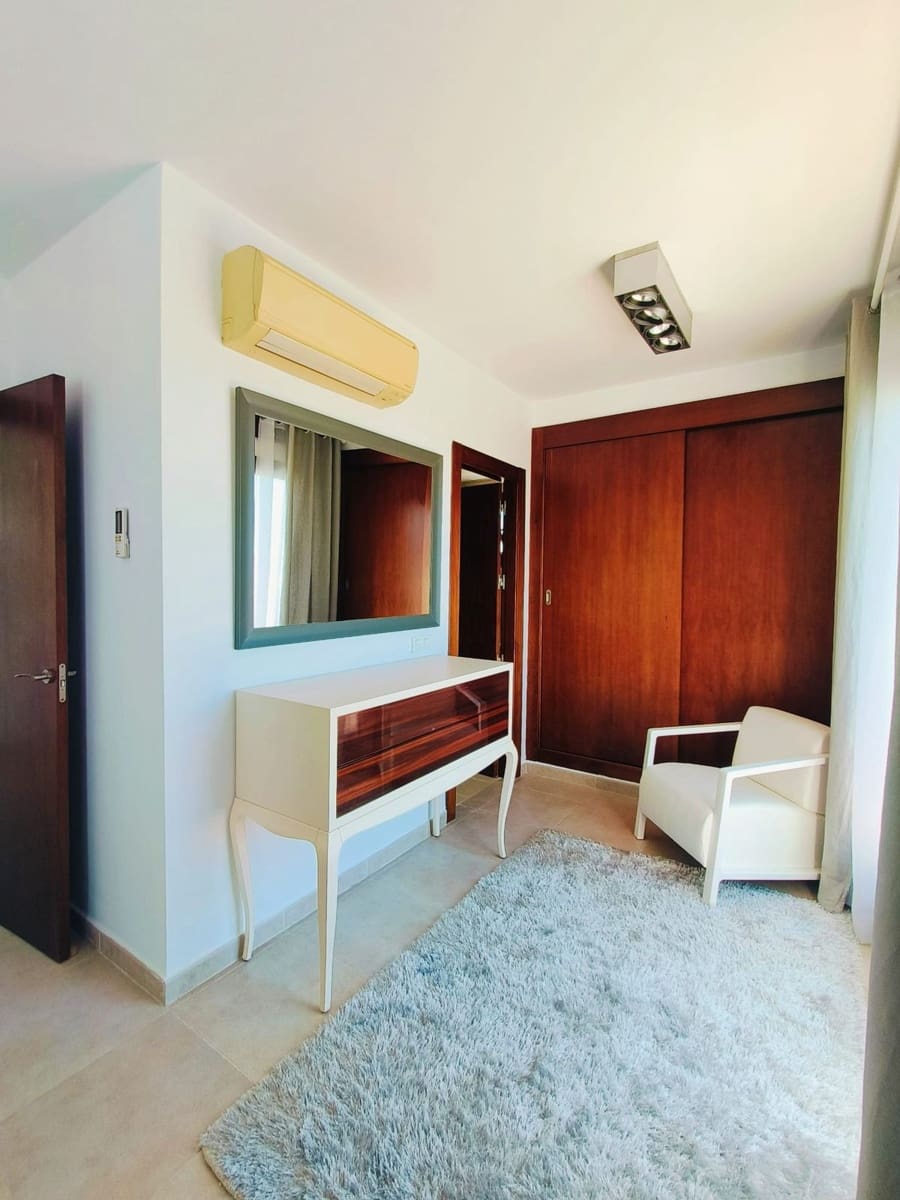 4 slaapkamer Appartement te koop in Los Monteros met zwembad garage - € 895.000 (Ref: 8958328)