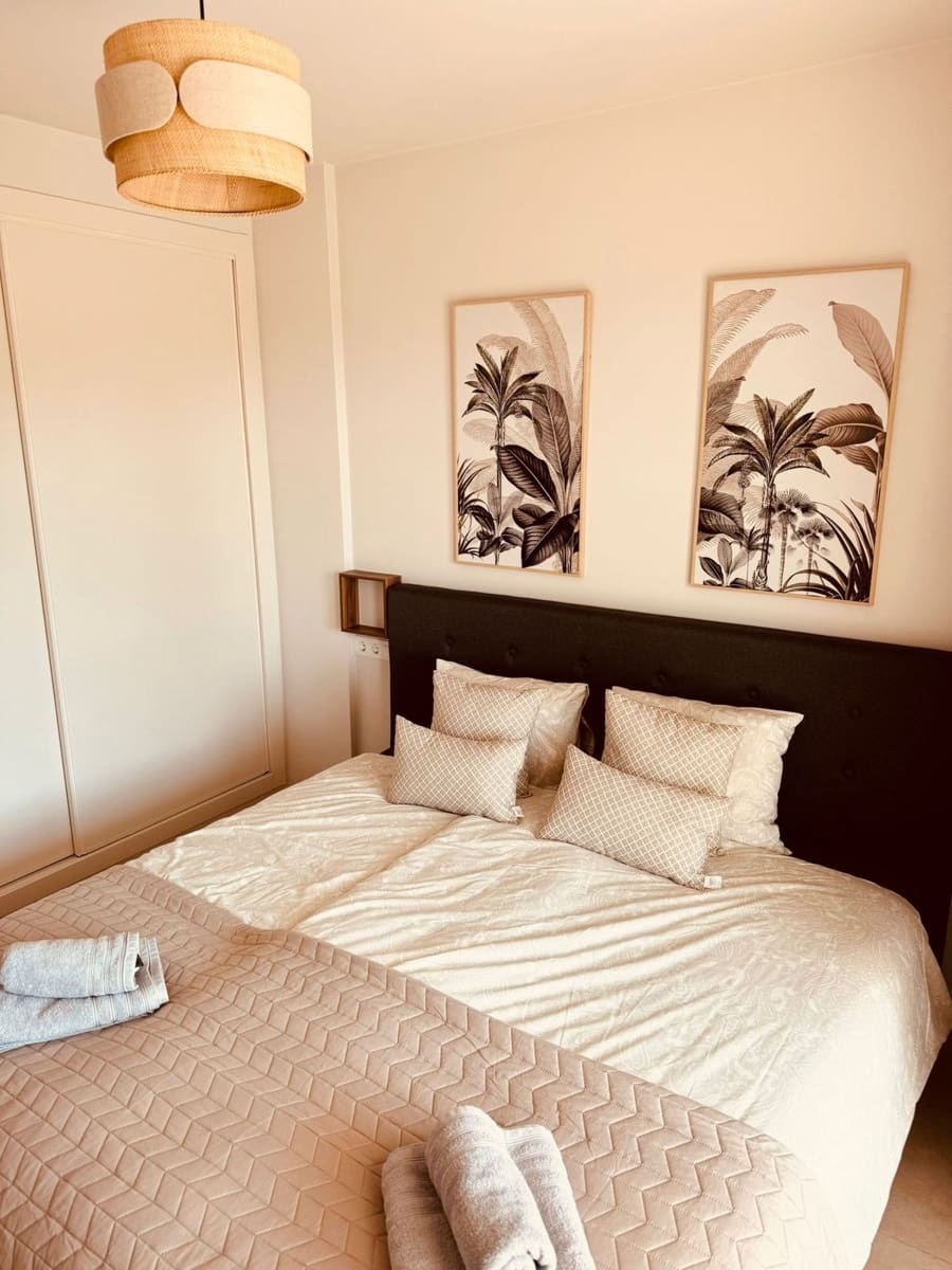 2 slaapkamer Appartement te koop in Los Monteros met zwembad garage - € 385.000 (Ref: 9010470)