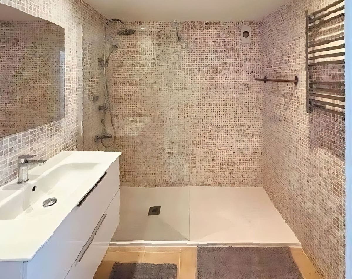 2 slaapkamer Appartement te koop in Los Monteros met zwembad garage - € 385.000 (Ref: 9010470)