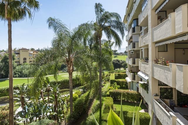 2 bedroom Apartment for sale in Guadalmina Alta, Marbella with pool garage - € 435,000 (Ref: 9041614)