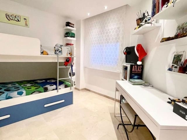 2 chambre Appartement à vendre à Cerros del Águila, Mijas avec piscine garage - 269 000 € (Ref: 9066923)