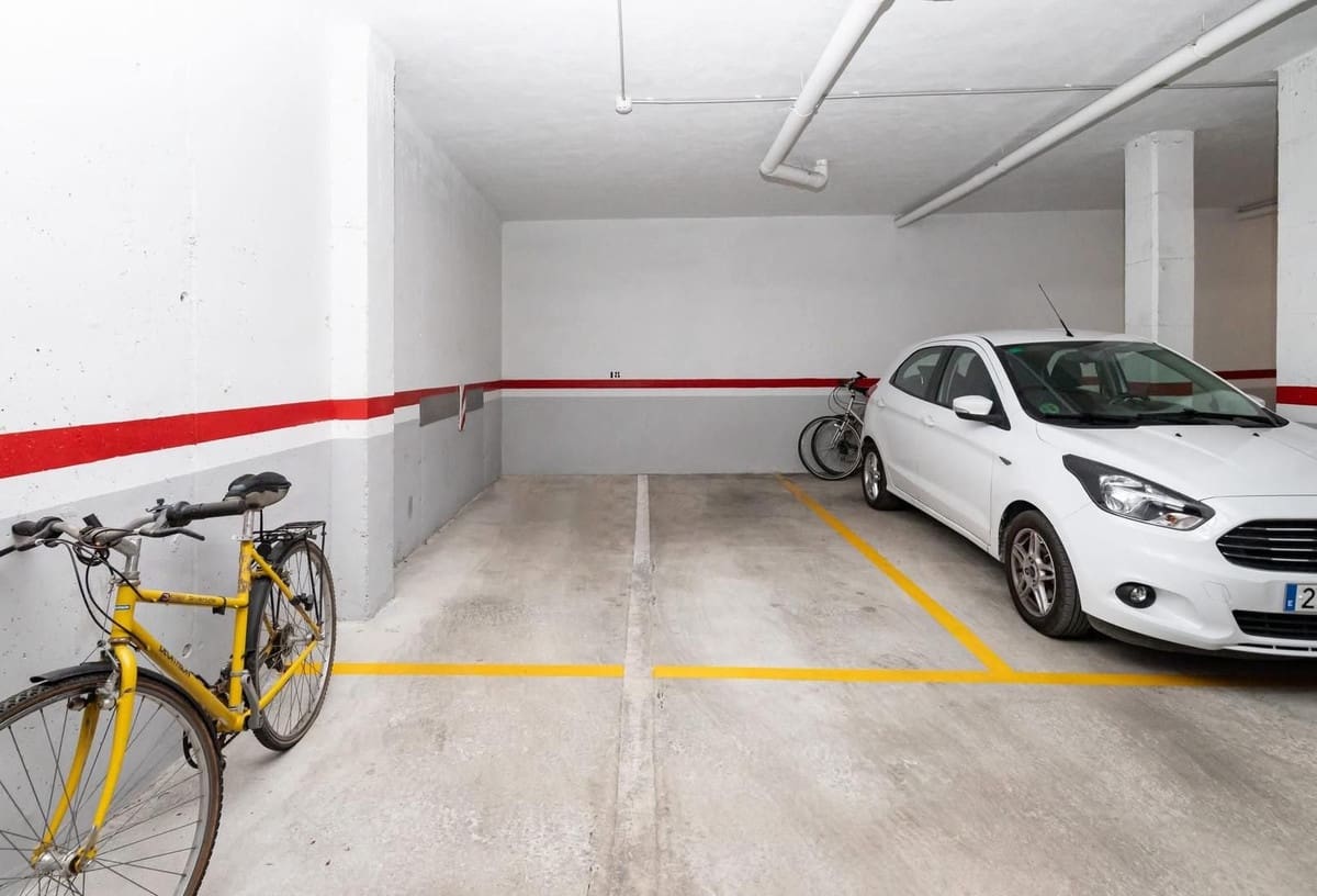 Apartamento de 2 habitaciones en La Cala de Mijas en venta con piscina garaje - 340.000 € (Ref: 9072758)