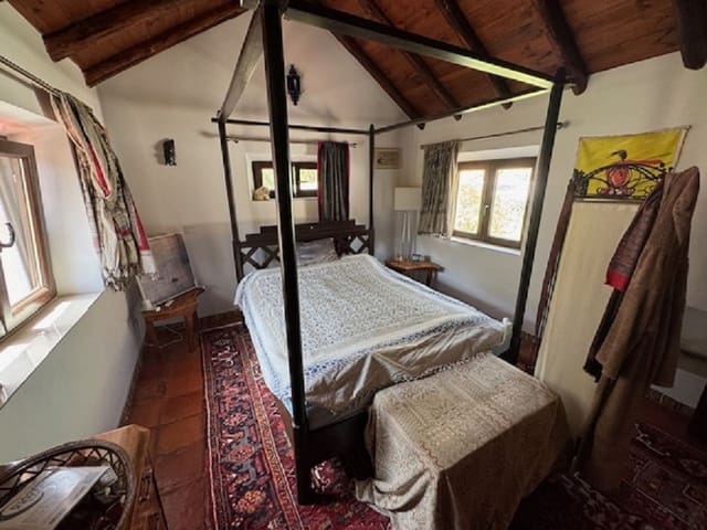 Finca/Casa Rural de 4 habitaciones en Casares en venta con piscina garaje - 850.000 € (Ref: 9095812)