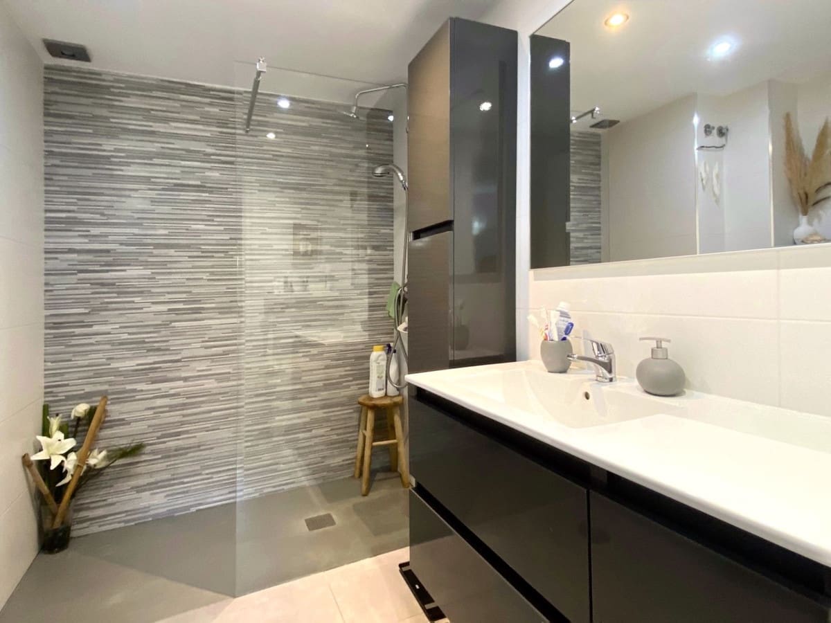 2 bedroom Apartment for sale in Mijas Golf with pool garage - € 360,000 (Ref: 9132919)