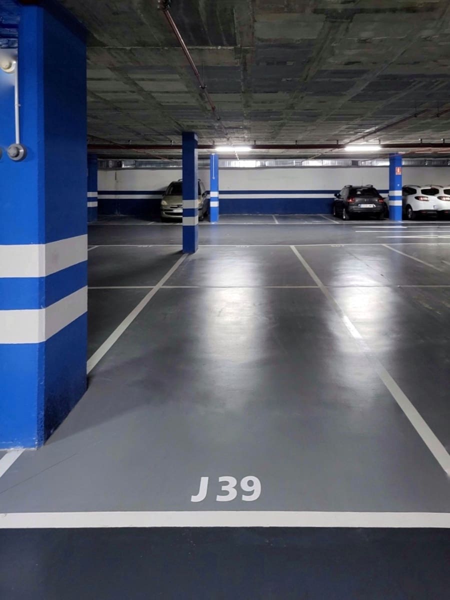 Garage til salg i Marbella - € 65.000 (Ref: 9141158)