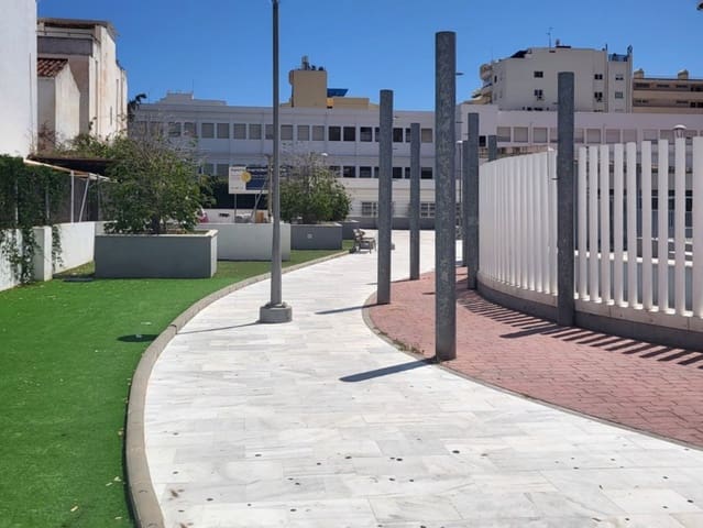 Garasje til salgs i Marbella - € 65 000 (Ref: 9141158)