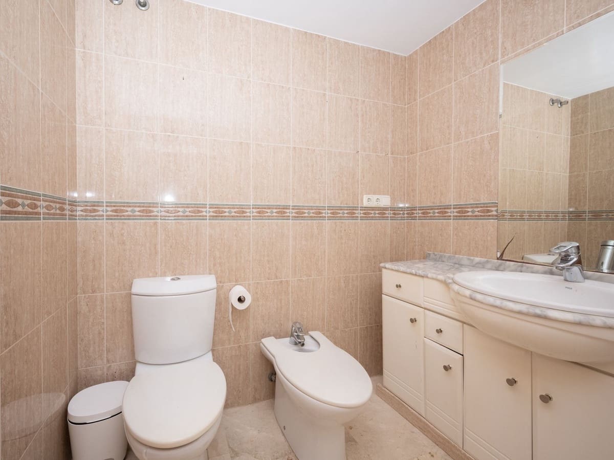 2 soveværelse Lejlighed til salg i Marbella med swimmingpool - € 385.000 (Ref: 9144283)