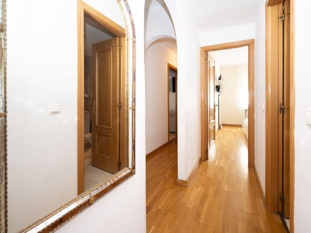 2 sypialnia Apartament na sprzedaż w Marbella z basenem - 385 000 € (Ref: 9144283)