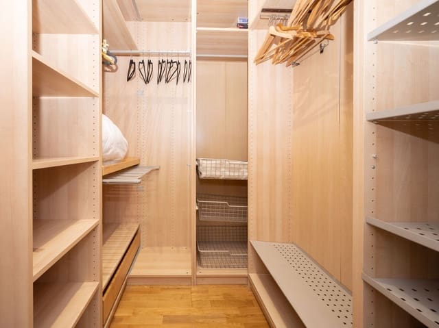 2 sypialnia Apartament na sprzedaż w Marbella z basenem - 385 000 € (Ref: 9144283)