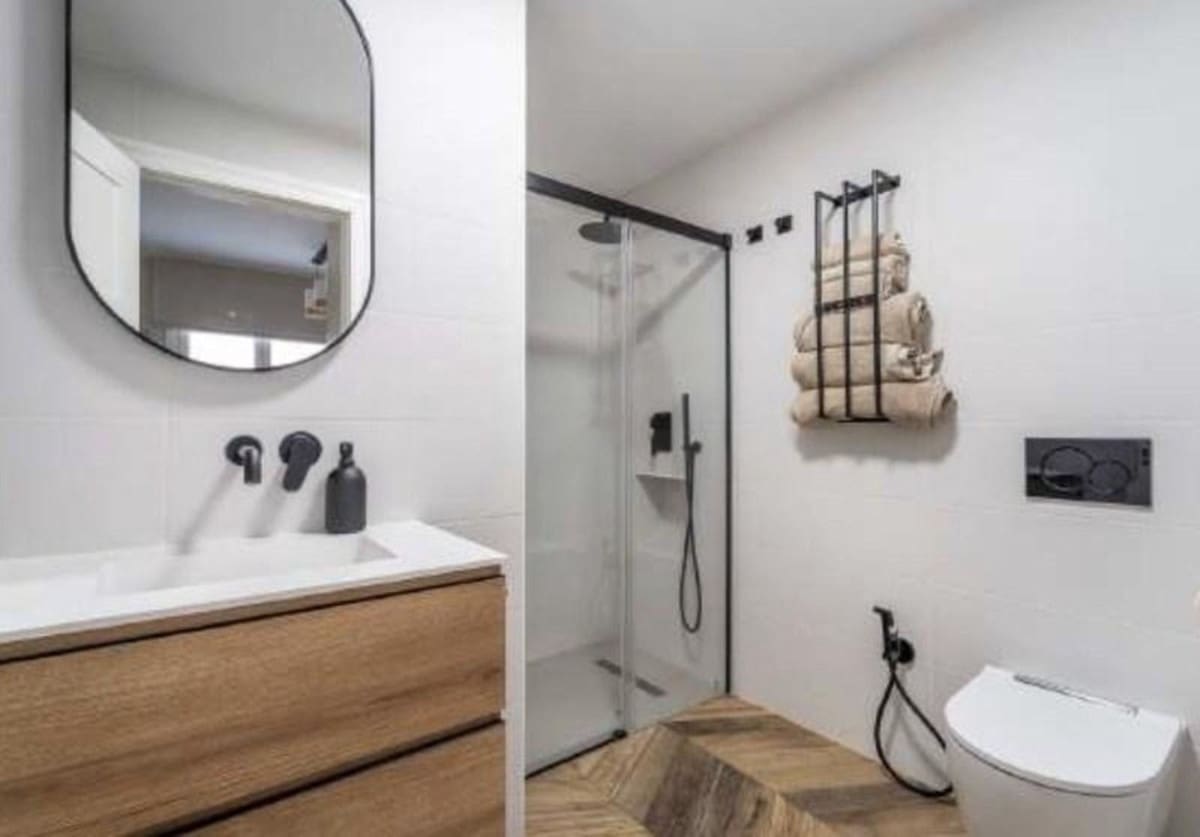 3 sypialnia Penthouse na sprzedaż w Benalmadena Costa z basenem garażem - 774 000 € (Ref: 9283469)