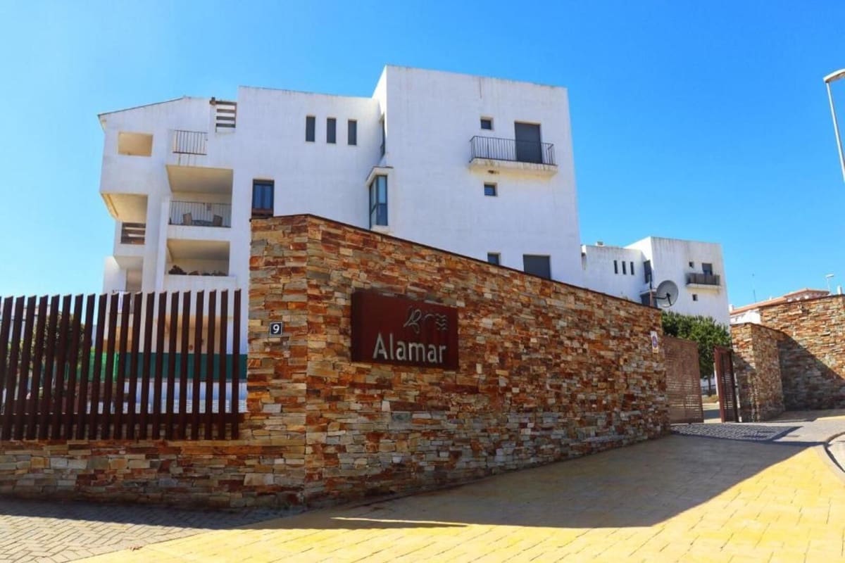 3 bedroom Apartment for sale in La Cala de Mijas with pool garage - € 395,000 (Ref: 9309082)