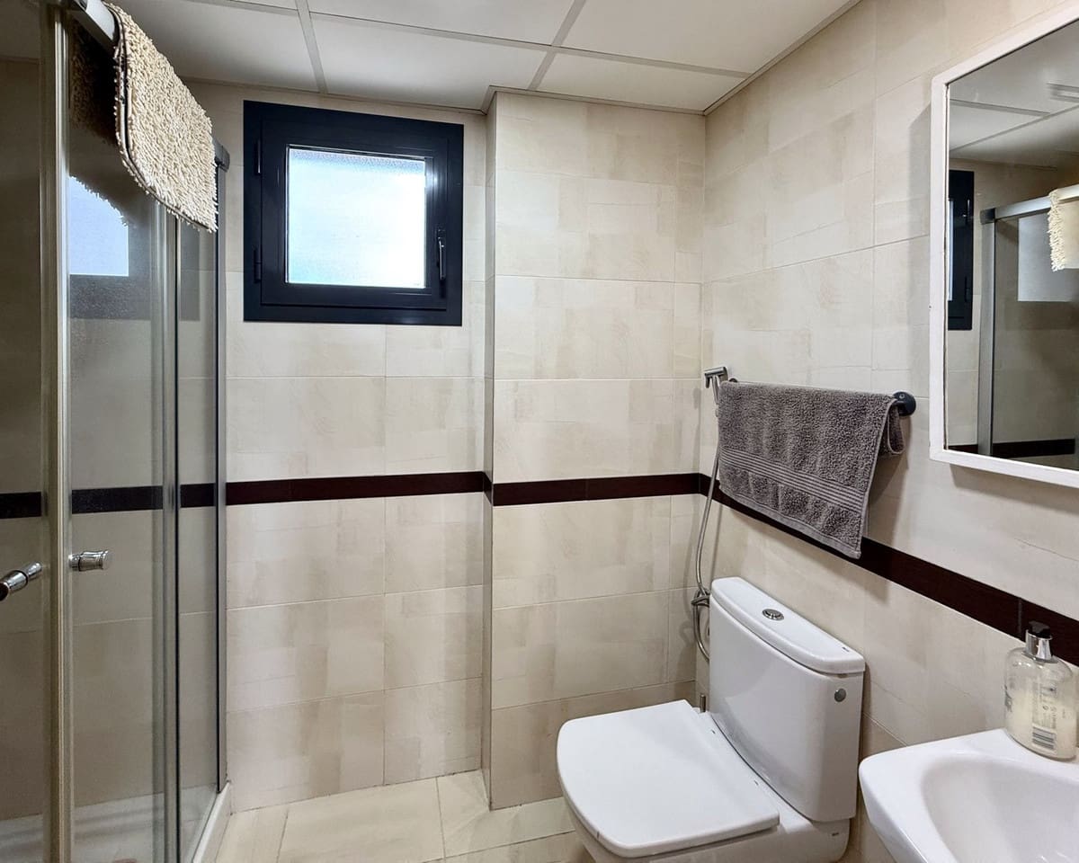 3 bedroom Apartment for sale in La Cala de Mijas with pool garage - € 395,000 (Ref: 9309082)