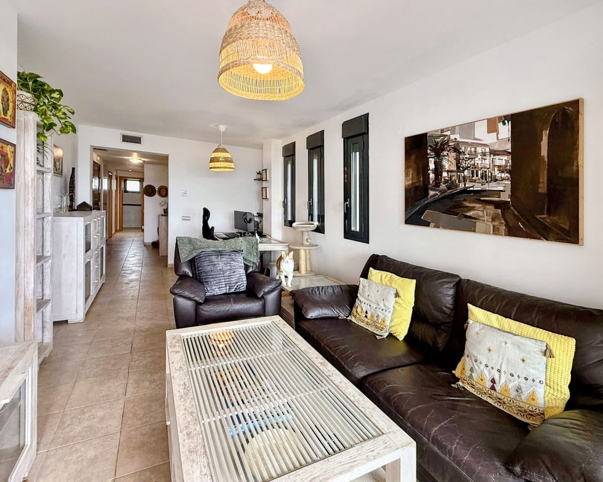 3 bedroom Apartment for sale in La Cala de Mijas with pool garage - € 395,000 (Ref: 9309082)