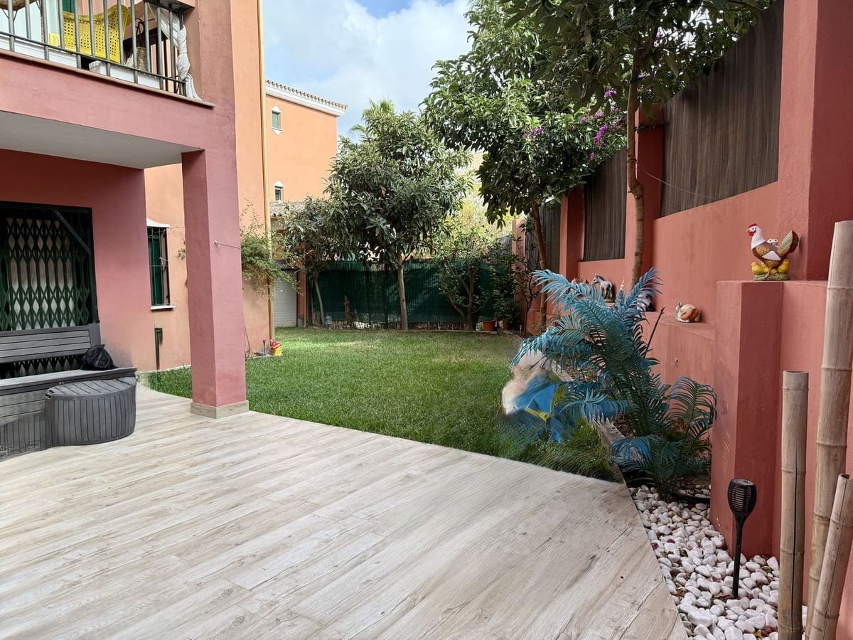 2 soverom Leilighet til salgs i Marbesa med svømmebasseng garasje - € 422 000 (Ref: 9313926)