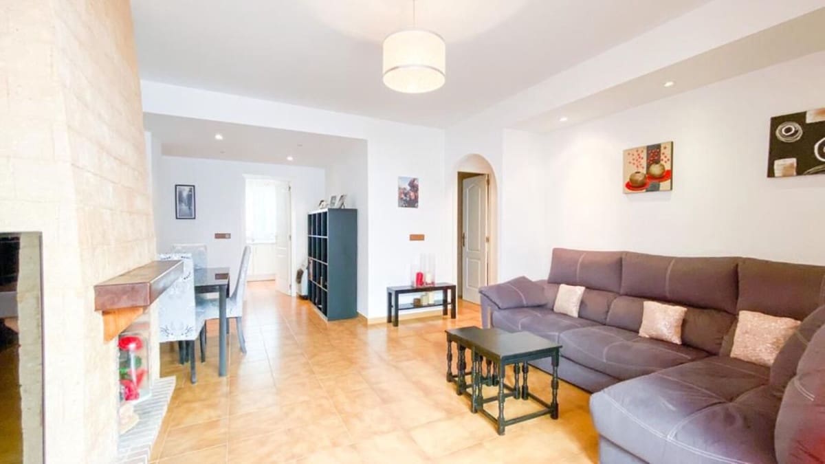 2 Zimmer Apartment zu verkaufen in Calahonda mit Pool Garage - 245.000 € (Ref: 9322352)