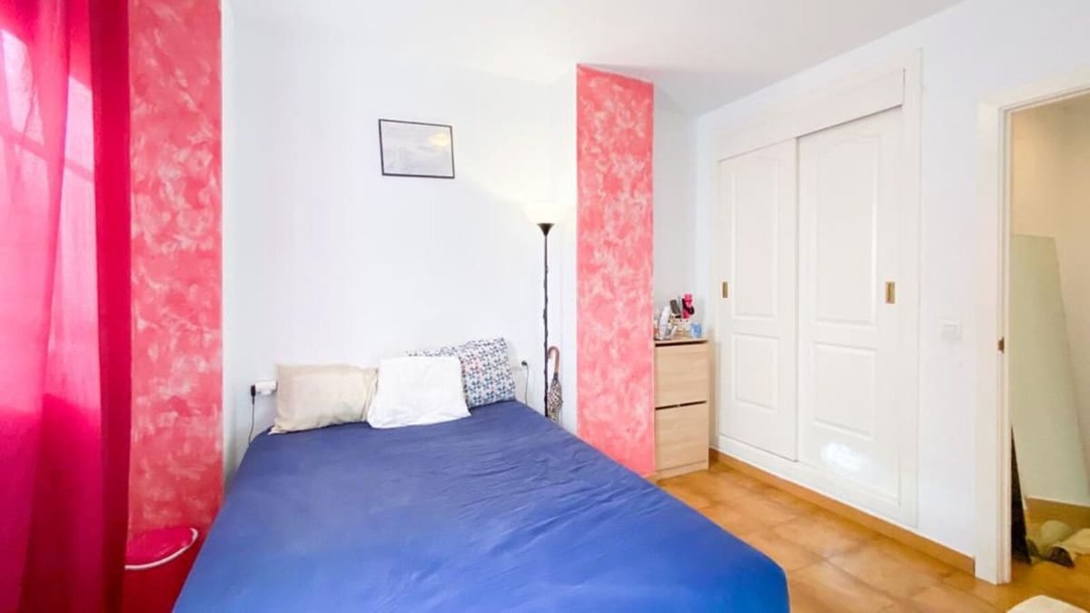 2 Zimmer Apartment zu verkaufen in Calahonda mit Pool Garage - 245.000 € (Ref: 9322352)